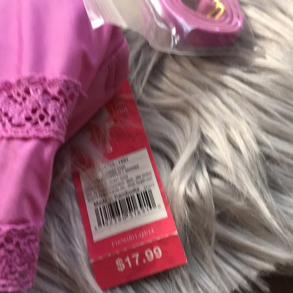 2/$15 NWT bikini top - Picture 3 of 4